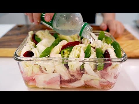 양배추에 사이다를 부어보세요. 피클로 맛있게 드실 수 있어요.