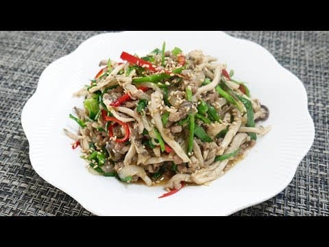 소고기 느타리버섯볶음 ( Stir fried oyster mushroom and beef )