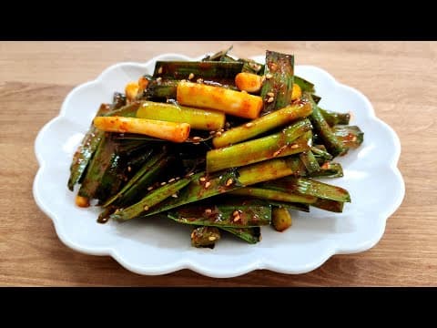 지금 놓치면 못먹는 제철 봄나물무침💥직접 만든 만능 초고추장으로 만드는 초간단 마늘대무침으로 봄향기 가득 느껴보세요~💯