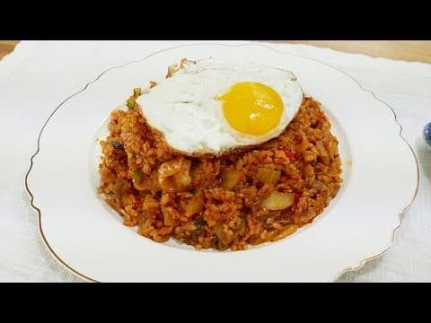 김치볶음밥 ( Kimchi fried rice )