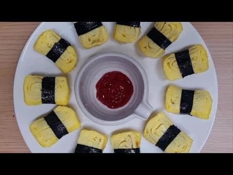 점심도시락 반찬이 필요없어요!! 이건 진짜 신세계야~계란말이 주먹밥 :: 계란말이밥 만들기