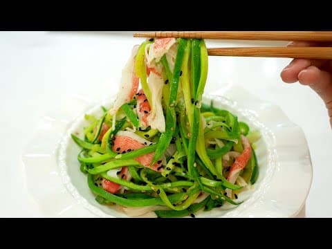 애호박 💥국수처럼💥 길~게 볶아보세요. 식감이 다르면 맛도 달라집니다.