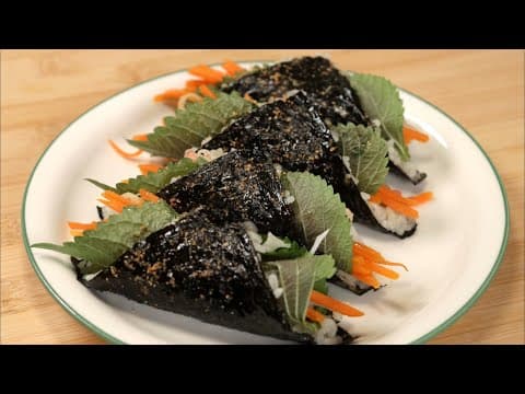 김밥은 말지 말고 쉽게 접어만 주세요! 별거 없는데 정말 맛있어요👍