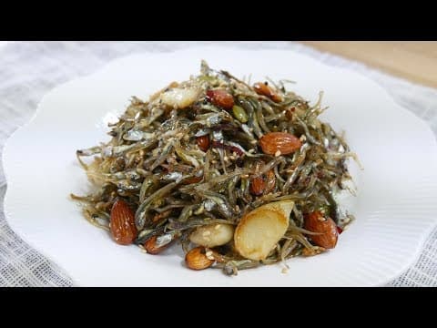 견과류 멸치볶음 ( Stir fried anchovies with Nuts )