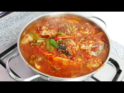 비린내는 싸악~ 잡아주고 맛있는 ' 고등어김치찜 ' 만들기 ( Braised Mackerel and Kimchi )