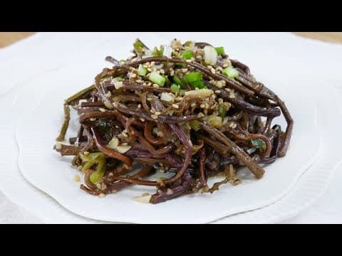 고사리볶음 ( Stir fried Bracken )