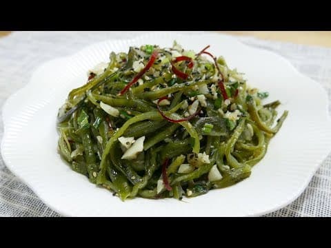 미역줄기볶음 ( Korean style sautéed sea plant )