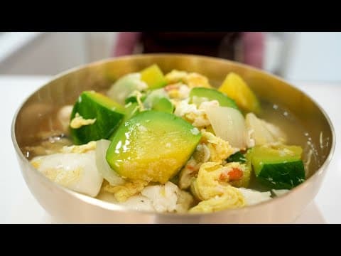 맑은 국물이 일품인 순두부 호박찌개만 있으면 아침식사가 든든~합니다