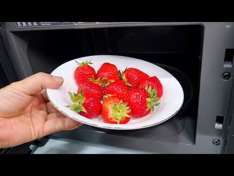 딸기를 전자렌지에 돌리면  고민하나가 해결됩니다