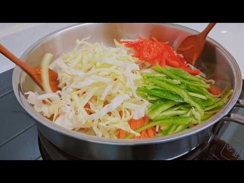 양배추 당근은 저녁에 밥대신 이렇게 드세요!! 뱃살이 쭉쭉 빠지는데 매일 먹어도 너무 맛있어요 (ft. 채소볶음 라이스페이퍼 말이.칠리마요소스 만들기)