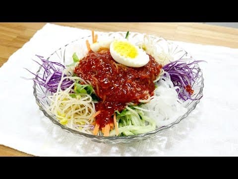 쫄면 ( Spicy Cold Chewy Noodles )