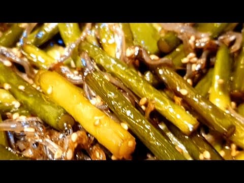 마늘쫑볶음에 '이걸' 넣으면 아린맛 잡고  쫀득쫀득 합니다