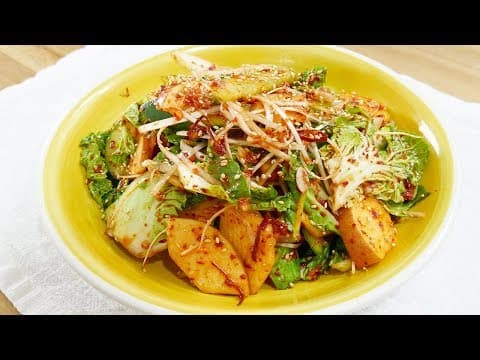 봄동 겉절이 ( Seasoned cabbage )