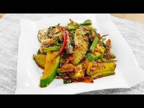 풋마늘 애호박볶음 ( Stir fried zucchini with garlics )