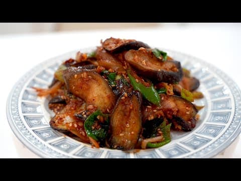 가지 절대 그냥 볶지마세요! 이렇게 볶으면 가지🍆 물컹하지 않고 냉장고 들어가도 수분 안나옵니다.